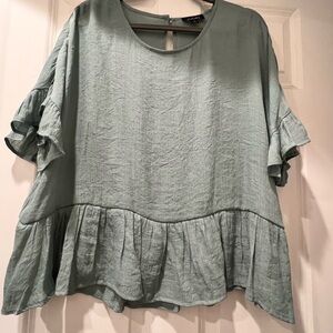 GREEN RUFFLE TOP